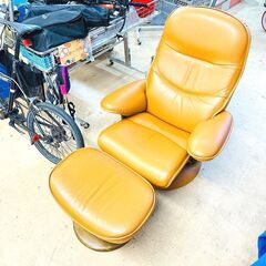 【家具・家電複数購入で割引可】カリモク リクライニングチェア チ...