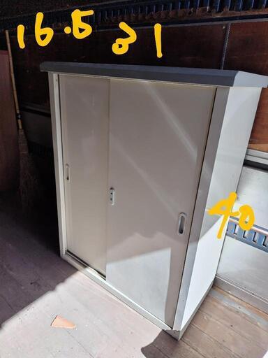棚　メーカー不明　鍵なし