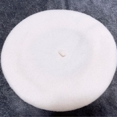 H &M（エイチアンドエム）ベレー帽 白（ホワイト）