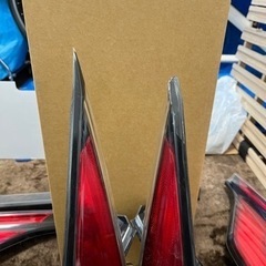 エスティマ50４型テール一式　訳ありなのでお安く