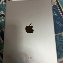 iPad (第7世代)  Wifi + セルラー モデル ストレ...