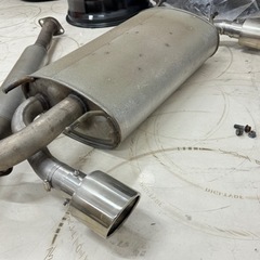 86後期ZN6 純正マフラー 中間&リヤピース