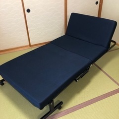 【お値下げ】　折りたたみベッド