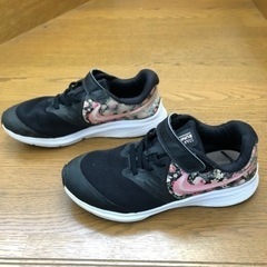 NIKE STAR RUNNER 21.5㎝