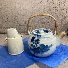 古い雑貨がお好きな方へ　昭和初期の土瓶と小淵沢駅の汽車土瓶