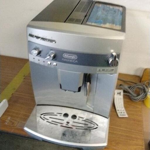 0223-145 デロンギ　ESAM03110S マグニフィカコーヒーメーカー
