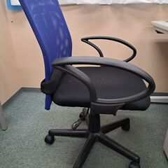 事務机 片袖机とオフィス務椅子のセット
