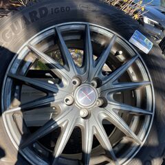 タイヤホィール（スタットレス付き）