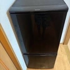 【決定】 冷蔵庫　SHARP製　黒色