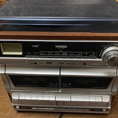 VERSOS Wカセットマルチレコードプレーヤー ブラウンウッド...