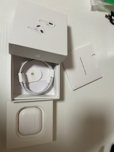 Apple AirPods 第三世代 受け渡し予定者まだ未定です