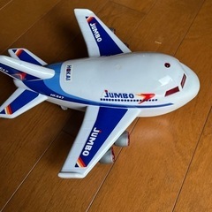 飛行機、電動おもちゃ