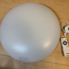 【取引決定】美品　TOSHIBA LEDシーリングライト