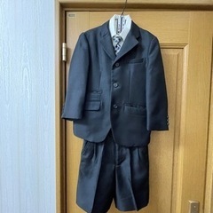 男児スーツ