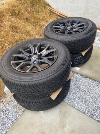 ハイラックスGRスポーツ タイヤ＆ホイール純正4本セットナット付属