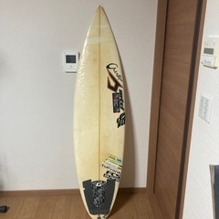 浦山プロのサーフボード