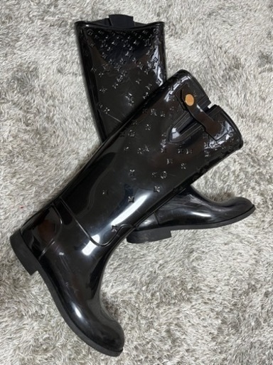 LOUIS VUITTON ヴィトン　レインブーツ