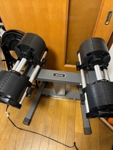 フレックスベル32kg 2kg刻み 可変式 ダンベル　NUO BELL \u0026 専用スタンド、グローブ、ベンチ