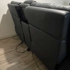 ブラック電動ソファ 東京インテリア ALLES リクライニングソファ 2.5人掛け