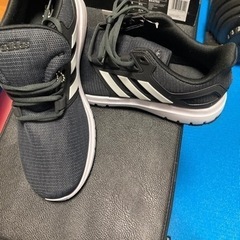 値下げ❗️新品adidasスニーカーENERGYCLOUD28㌢