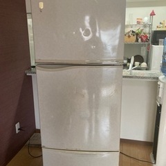 冷蔵庫　395L