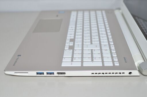 ☆高性能☆ dynabook i7-8550U メモリ8GB SSD256GB 最新 ☆高性能☆ dynabook i7-8550U メモリ8GB SSD256GB 最新