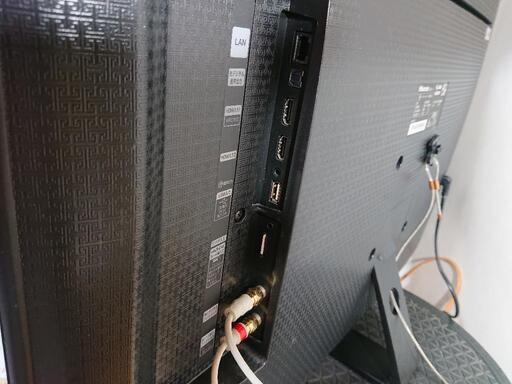 美品ほぼ未使用 保護シール有 32型 HJ32A5800