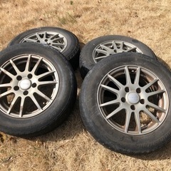 【受渡者決定】スタッドレスタイヤ195/65R15