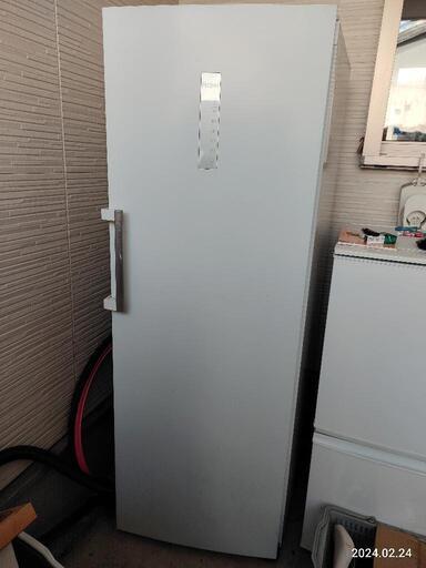 未使用に近い　Haier 冷凍庫 ハイアール ホワイト JF-NUF168B(W) [168L /1ドア]