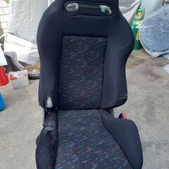 レール付きレカロシート運転席側