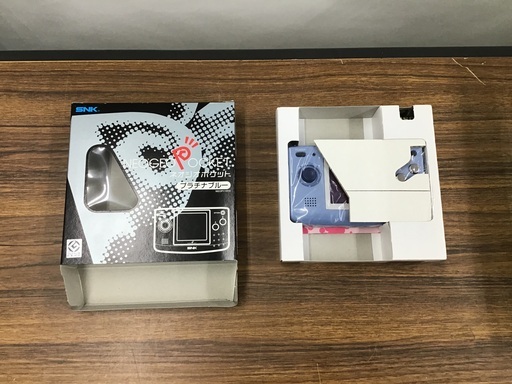 【未使用】ネオジオポケットカラー本体 プラチナブルー