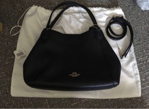 7万　正規直営購入 新品 COACH EDIE ショルダー付き レザーバッグ ネイビー 本革