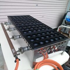 【業務用】たこ焼き機　１８穴×４連　プロパン