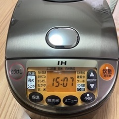 (取引中)象印 炊飯器 5.5合 IH式 極め炊き NP-VQ10