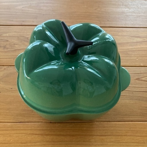 LE CREUSET　ココット鍋