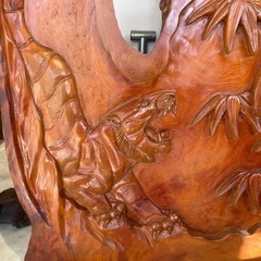 木製飾り物　高さ132cm 幅100cm