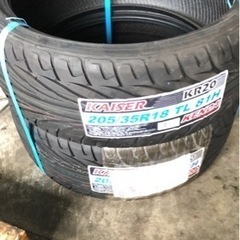 タイヤ　中古　205/35R18 TL 81H 2本　溝7.5〜...