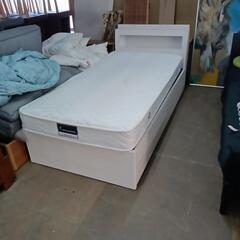 🎉 収納付きベッド フレーム＋シングルマットレスセット ホワイト 寝具