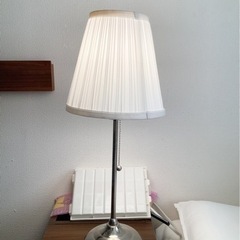 【値下げしました】IKEA ランプ オースティード