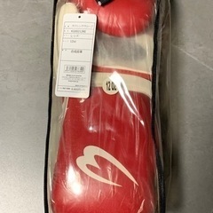 【新品タグ付】ボディメーカー　ボクシンググローブ　12OZ　レッド
