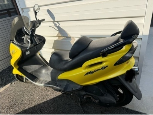 マジェスティFI 125cc 小型 バイク