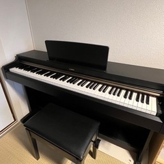 電子ピアノ　YAMAHA ARIUS アリウス　2013年製