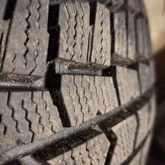 ほぼ新品　スタッドレスタイヤ【DUNLOP　ウィンターマックス】185/70R14　アルミホイール付き