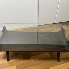 ニトリ　ガラスローテーブル