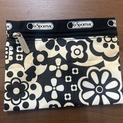 RESPORTSAC レスポートサック　ポーチ　花柄　モノトーン...