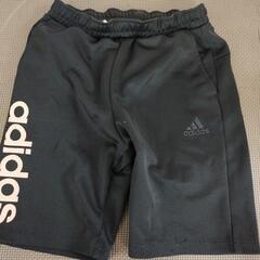 adidasジャージ短パン