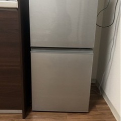 AQUA 冷蔵庫　AQR 13G(S)形　2018年製　126リットル