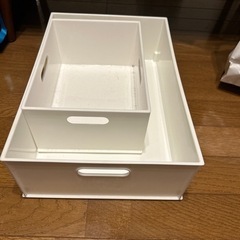 収納　ボックス　白　大サイズ1個と小サイズ2個
