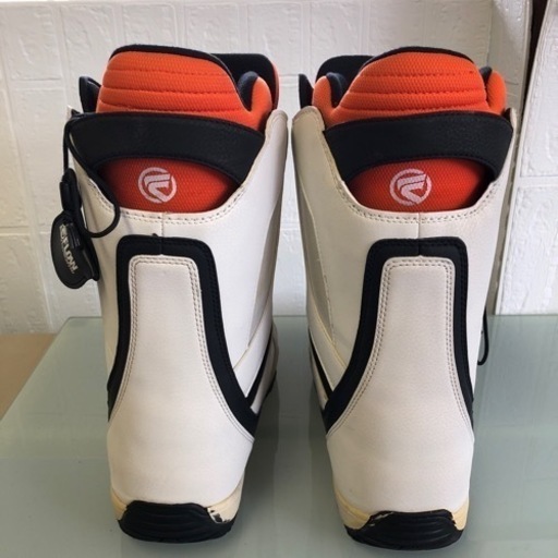 スノボ セット(ボード/ビンディング/ブーツ/ケース) 13万セット□WAX済