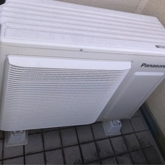 Panasonic王道エアコン定価40万格安で売ります❗️